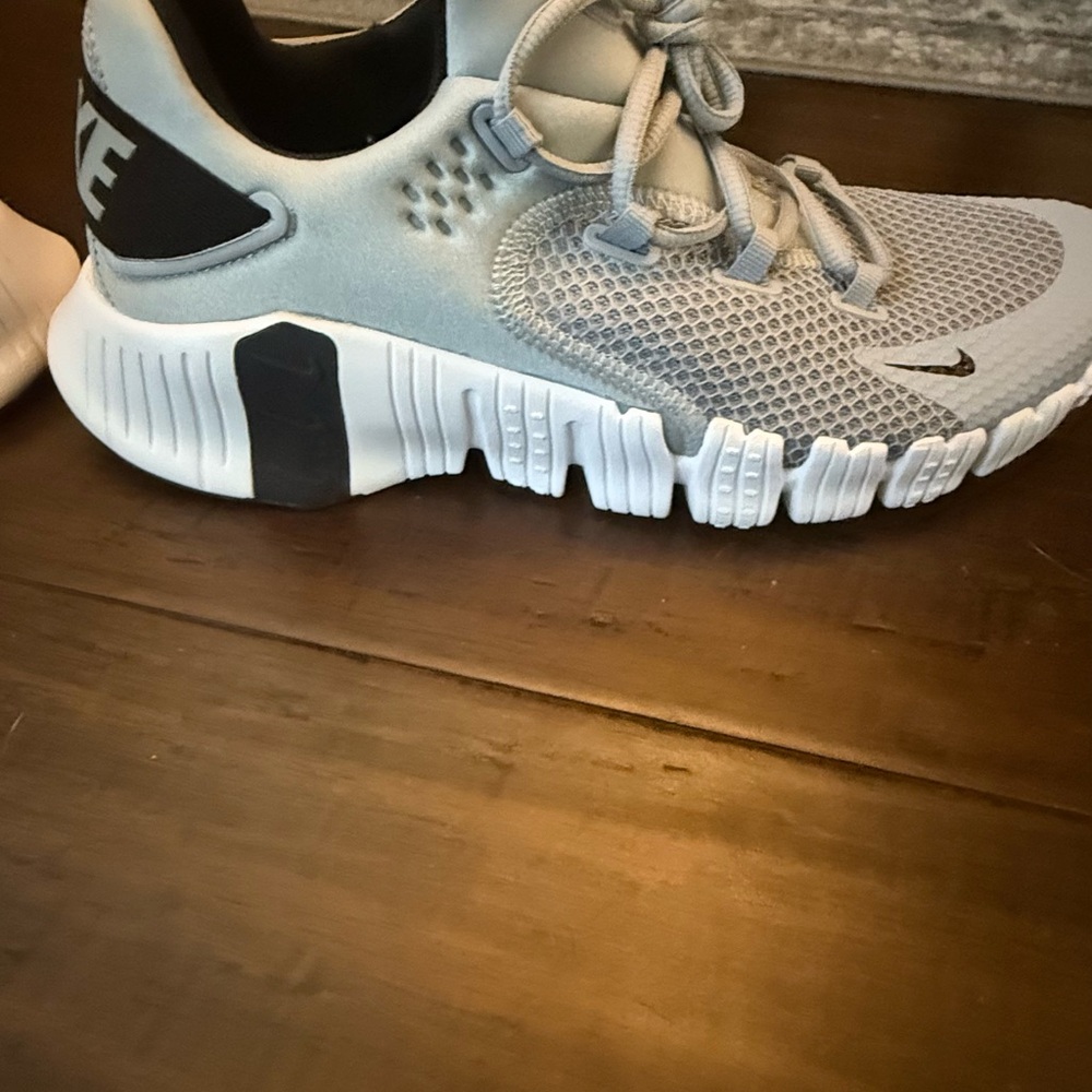 Brand New Men’s Nike Metcon 4 Size 10